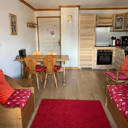 3 Pieces 6 Pers Avec Balcon, Acces Piscine, A 700m Du Centre De Valloire. - Fr-1-263-437
